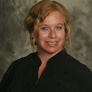 Leigh-Anne Iverson-Sommers