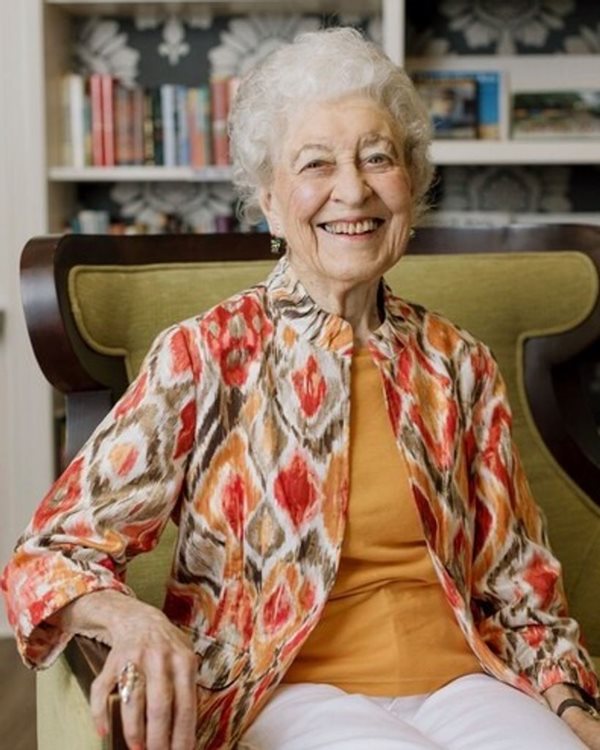 Virginia Quiring '43