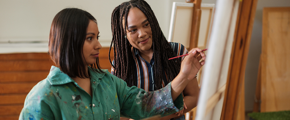 Expressive Arts Therapy Concentration | Graduate Degree Program